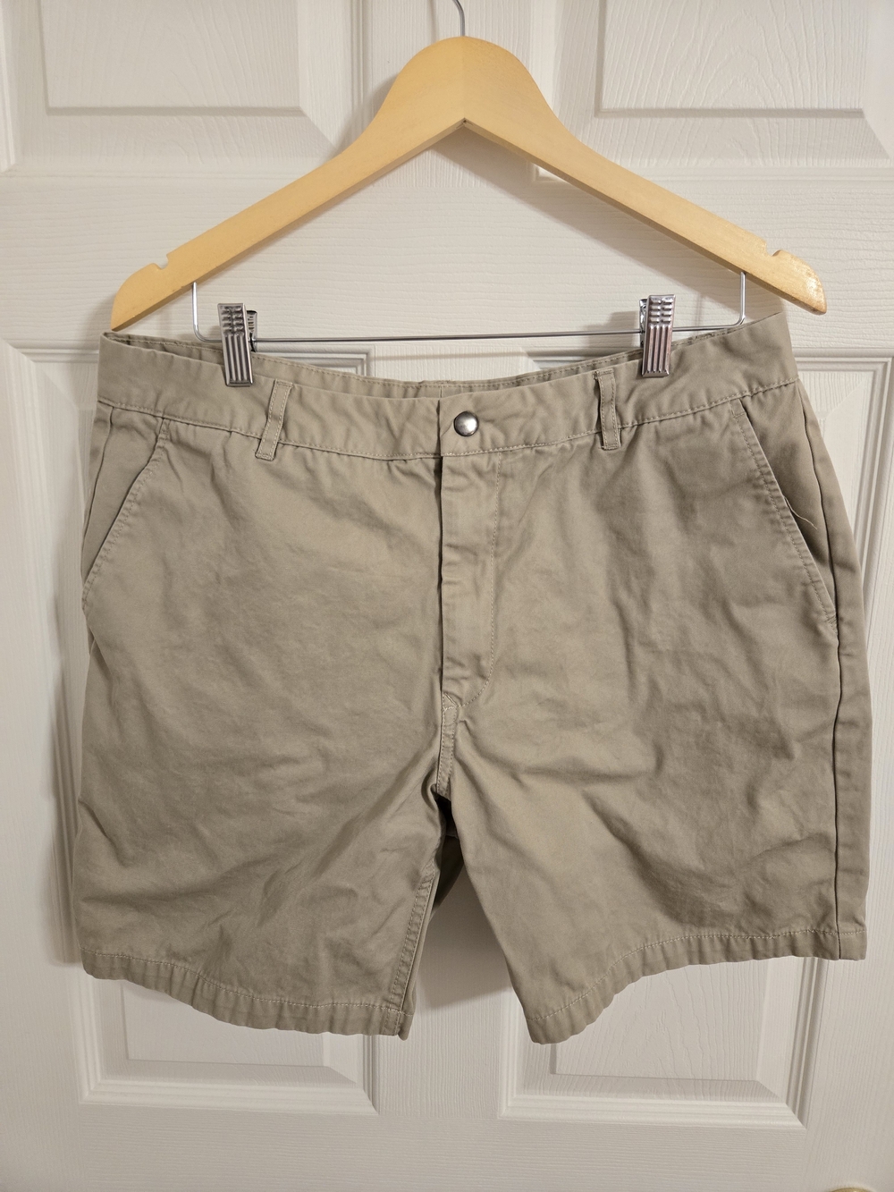 Men's Khaki Casual Cotton Shorts Volunteer Traditions Size 36